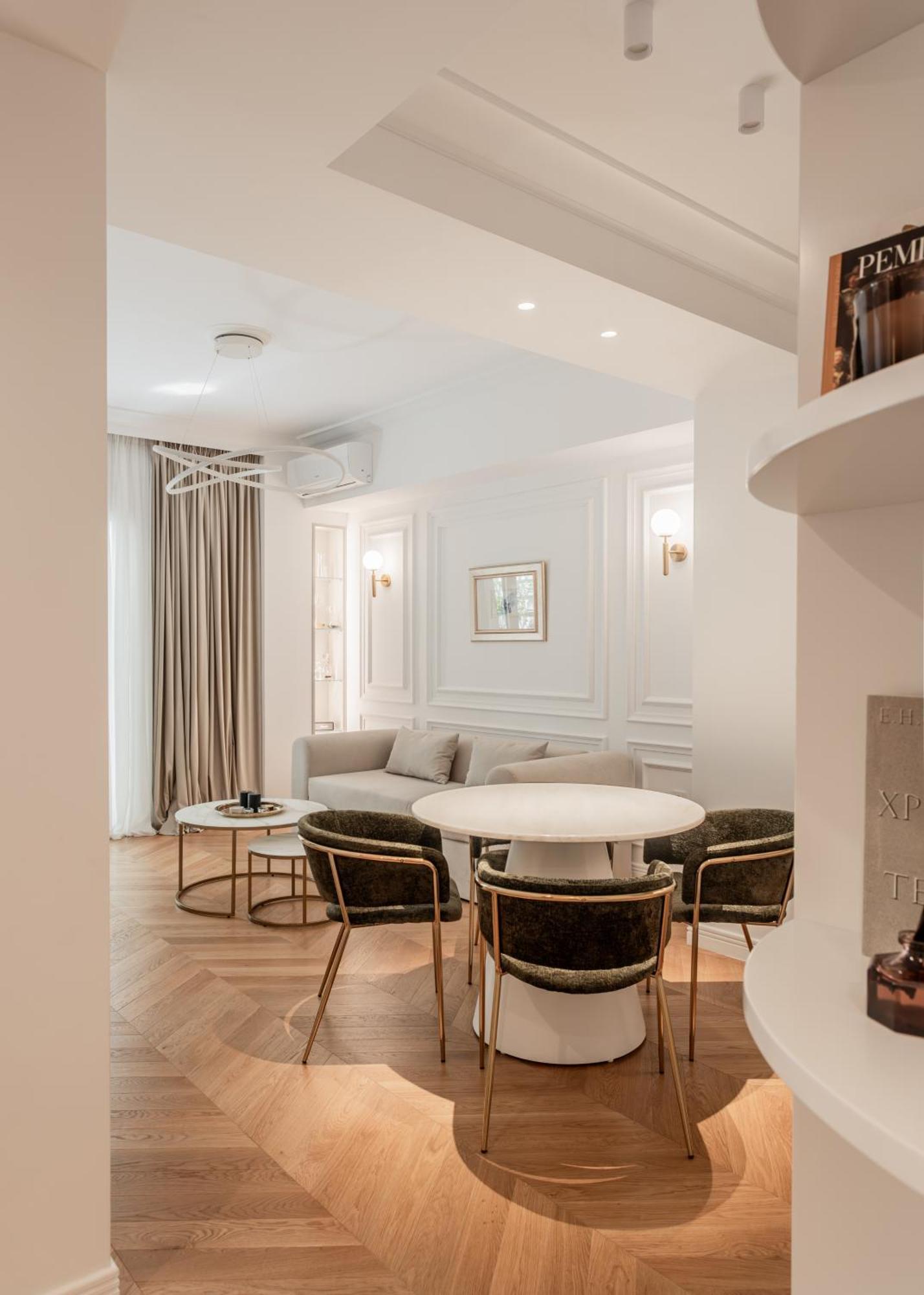 Elegant Apartment A Breath Away From The Acropolis アテネ エクステリア 写真